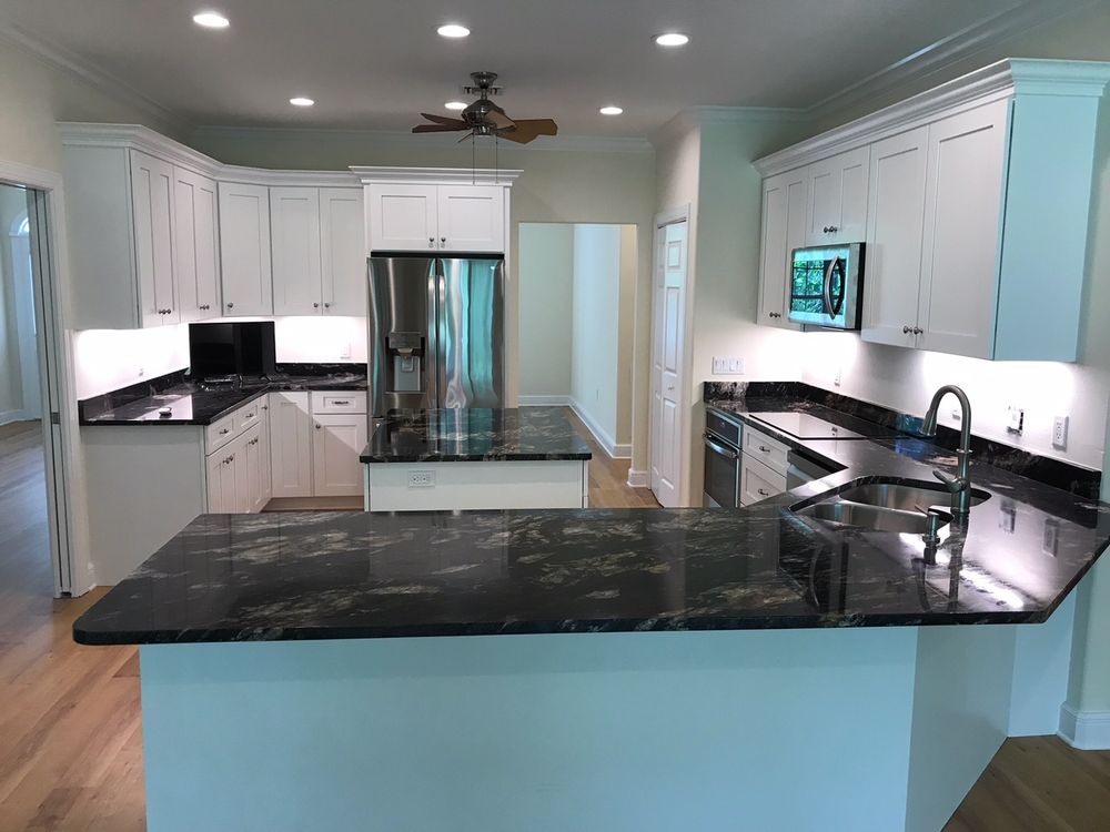 JIM BAIRD Updated July 2024 18 Photos 1020 11th Pl, Vero