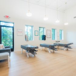 Ommabe Chiropractic Center - Our adjusting floor