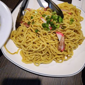 Sakana Grill - Fried Saimin - Japanese Near Me - Honolulu, Hawaii