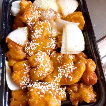 Rice Stop - Sesame chicken added white onion - Bubble Tea Near Me - Hutto, Texas Rice Stop - Sesame chicken added white onion - Bubble Tea Near Me - Hutto, Texas