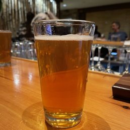 Refreshing beer! Refreshing beer!