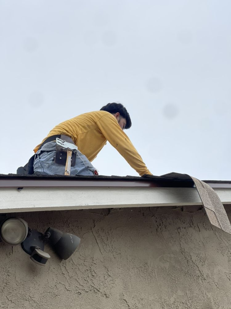 Slide of Garcia Roof Contractor