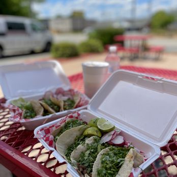 Las Meras Tortas - two takeout containers on a table - Mexican Near Me - Charlotte, North Carolina Las Meras Tortas - two takeout containers on a table - Mexican Near Me - Charlotte, North Carolina