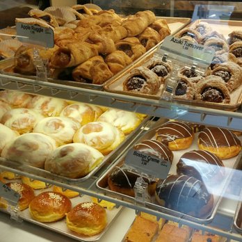 Liliha Bakery - Bakeries Near Me - Honolulu, Hawaii
