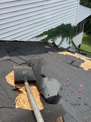 Brewer Handyman Services Logo