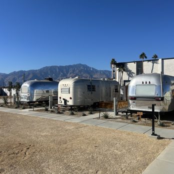 Acres Landing - Hotels Near Me - Desert Hot Springs, California Acres Landing - Hotels Near Me - Desert Hot Springs, California