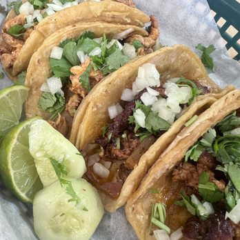 Taqueria Tres Amigos - Chicken and Barbacoa Tacos - Mexican Near Me - Akron, Ohio Taqueria Tres Amigos - Chicken and Barbacoa Tacos - Mexican Near Me - Akron, Ohio