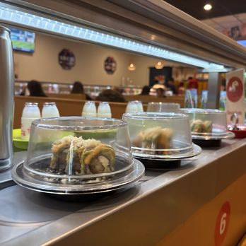 Watami Revolving Sushi Bar - Conveyor Belt Sushi Near Me - Parma, Ohio