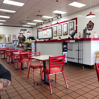 Firehouse Subs - Grabbing lunch (1sr time here) - Sandwiches Near Me - Henderson, Nevada