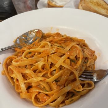 Renato's - Alfredo with pink sauce - Pizza Near Me - Westminster, California