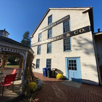 Heirloom Market - Exterior - Farmers Market Near Me - Wethersfield, Connecticut Heirloom Market - Exterior - Farmers Market Near Me - Wethersfield, Connecticut