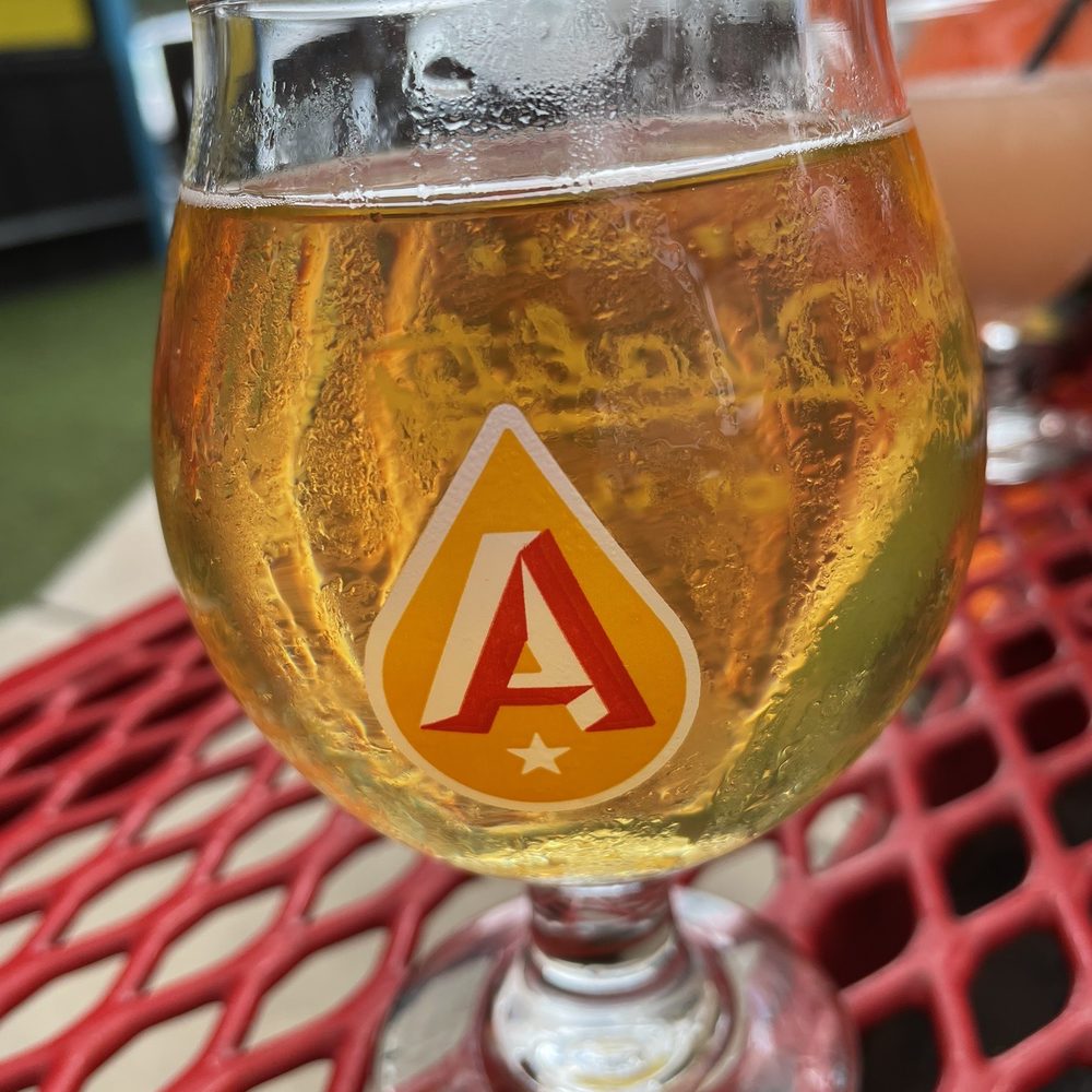 Austin Beerworks - Local cider- gin botanicals infused - Breweries Near Me - Austin, Texas Austin Beerworks - Local cider- gin botanicals infused - Breweries Near Me - Austin, Texas