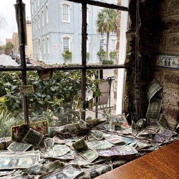 The Griffon - Pubs Near Me - Charleston, South Carolina