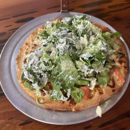BLT pizza
