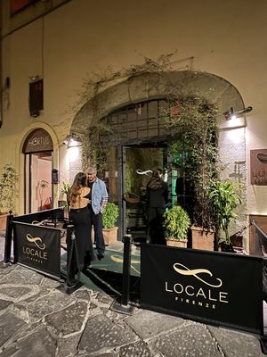 Locale Firenze by null
