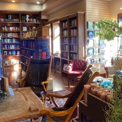 Wellington Square Bookshop - Sunshine.