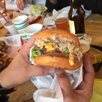 Get The Burger - Good burgers!! - Burgers Near Me - Big Bear Lake, California
