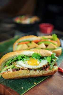 Lotus Banh Mi - Loop by null