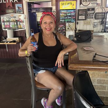 Sheffield's Ice House - Sheffield's icehouse.Zenteno play every Tuesday night. - Bars Near Me - Houston, Texas Sheffield's Ice House - Sheffield's icehouse.Zenteno play every Tuesday night. - Bars Near Me - Houston, Texas