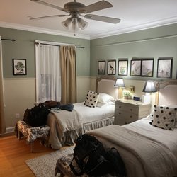 Lilac Inn - Robert Frost room (room 4)