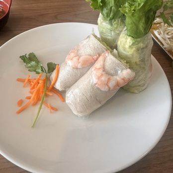 King Pho Vietnamese Cuisine - A06. Grilled Pork/Beef/Chicken Spring Rolls (2) / Gỏi Cuốn Heo/Bò/Gà Nướng ($6.95) - Vietnamese Near Me - Manteca, California
