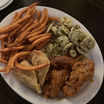 The Tavern at Lakeside - 4 app selection for $21. Fried jalepeno, sweet potato fries, buffalo chicken, southwest egg rolls - Gastropubs Near Me - Flower Mound, Texas The Tavern at Lakeside - 4 app selection for $21. Fried jalepeno, sweet potato fries, buffalo chicken, southwest egg rolls - Gastropubs Near Me - Flower Mound, Texas