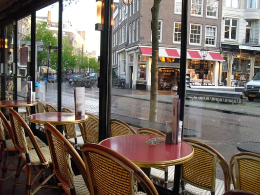Café Luxembourg by null