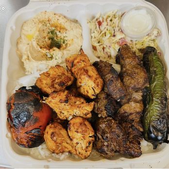 Armani's Mediterranean Cafe - Chicken and beef plate! - Mediterranean Near Me - Palmdale, California