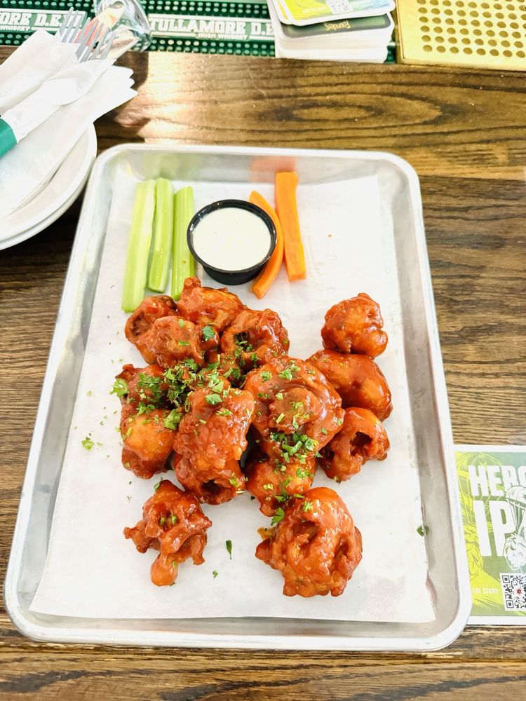 Social spots from Gideon Welles