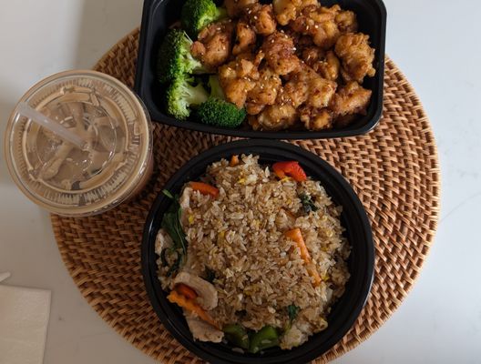 Lamoon Thai Restaurant by null