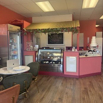 The Cake Cottage - Desserts Near Me - Murrieta, California The Cake Cottage - Desserts Near Me - Murrieta, California