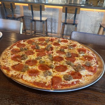 Social Tap - Beer Bar Near Me - Wichita, Kansas Social Tap - Beer Bar Near Me - Wichita, Kansas
