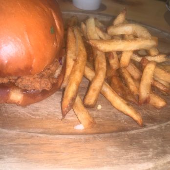 Kitchen Social - Chicken Sandwich and Fries - Cocktail Bars Near Me - Columbus, Ohio Kitchen Social - Chicken Sandwich and Fries - Cocktail Bars Near Me - Columbus, Ohio