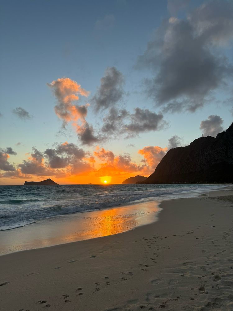 Waimanalo Beach Cottages