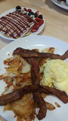 Butters Pancakes & Cafe by null