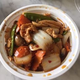 Chicken with mixed veggies no broccoli, soso Chicken with mixed veggies no broccoli, soso