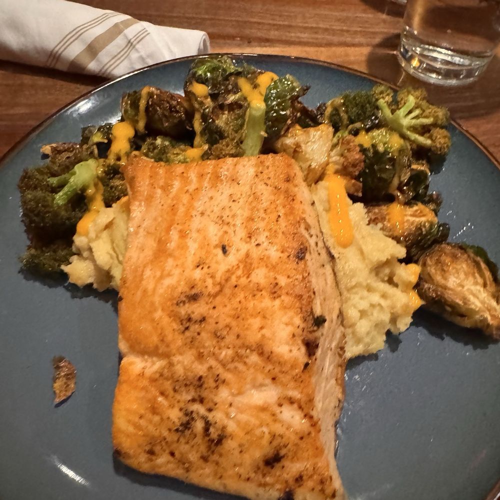 Jawfish - Salmon - Beer Bar Near Me - Portland, Oregon