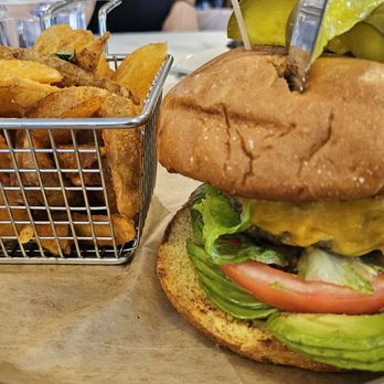 The Hangout - Cali burger - Breakfast & Brunch Near Me - Walnut Creek, California The Hangout - Cali burger - Breakfast & Brunch Near Me - Walnut Creek, California