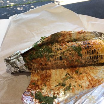 Un Bien - The Fire-Roasted Corn was amazing ... and messy. I had to wash out my beard :) - Cuban Near Me - Seattle, Washington