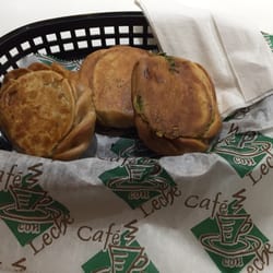 Cafe con Leche - Epanadas