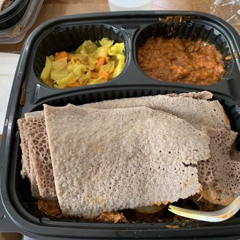 Alif Brew & Mini Mart - Chicken Platter with cabbage and lentils - Cafes Near Me - Philadelphia, Pennsylvania