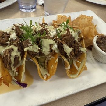 Restaurante Los Primos - Short rib tacos - Breakfast & Brunch Near Me - Palm Desert, California Restaurante Los Primos - Short rib tacos - Breakfast & Brunch Near Me - Palm Desert, California