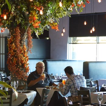 Genesis Steakhouse & Wine Bar - Genesis Steakhouse & Wine Bar inside - Steakhouses Near Me - Houston, Texas