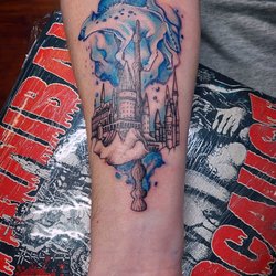 3rd Rock Tattoos - Hogwarts Tattoo by Doug