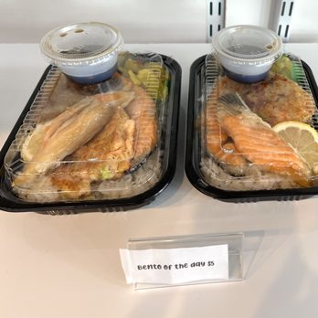 Mama Kim’s - Daily Special - Poke Near Me - Honolulu, Hawaii Mama Kim’s - Daily Special - Poke Near Me - Honolulu, Hawaii