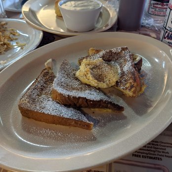 Cameron's Restaurant - French Toast - Breakfast & Brunch Near Me - Cleveland, Tennessee Cameron's Restaurant - French Toast - Breakfast & Brunch Near Me - Cleveland, Tennessee