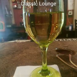 Classic Lounge - That green wine glass