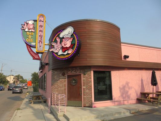 Market Bar-B-Que Restaurant And Food Trucks by null