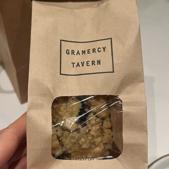 Gramercy Tavern - Blueberry corn muffin - New American Near Me - New York, New York Gramercy Tavern - Blueberry corn muffin - New American Near Me - New York, New York