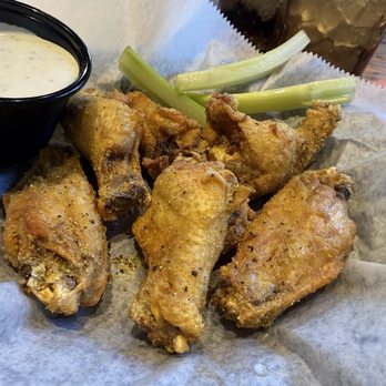 Double Dogs - 6 Bone-in Wings. - Sports Bars Near Me - Knoxville, Tennessee